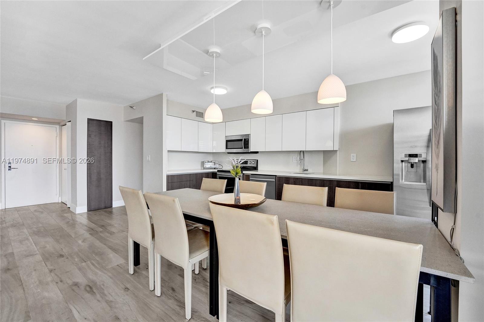 MYSTIC POINTE CONDO NO TH - Residential Lease