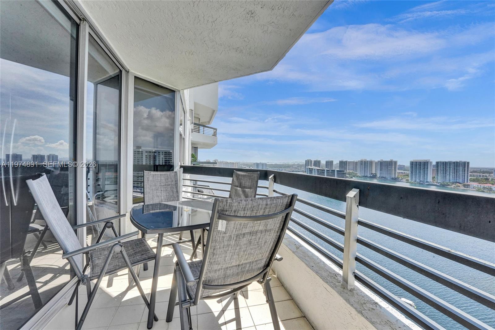 MYSTIC POINTE CONDO NO TH - Residential Lease