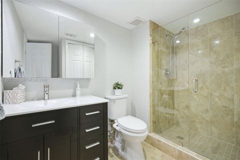 Tiny photo for 390 Lakeview Dr #102, Weston, FL 33326 (MLS # A12002355)