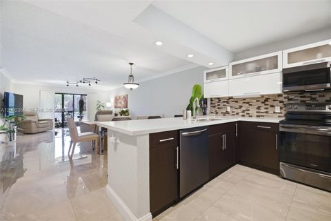 Tiny photo for 390 Lakeview Dr #102, Weston, FL 33326 (MLS # A12002355)