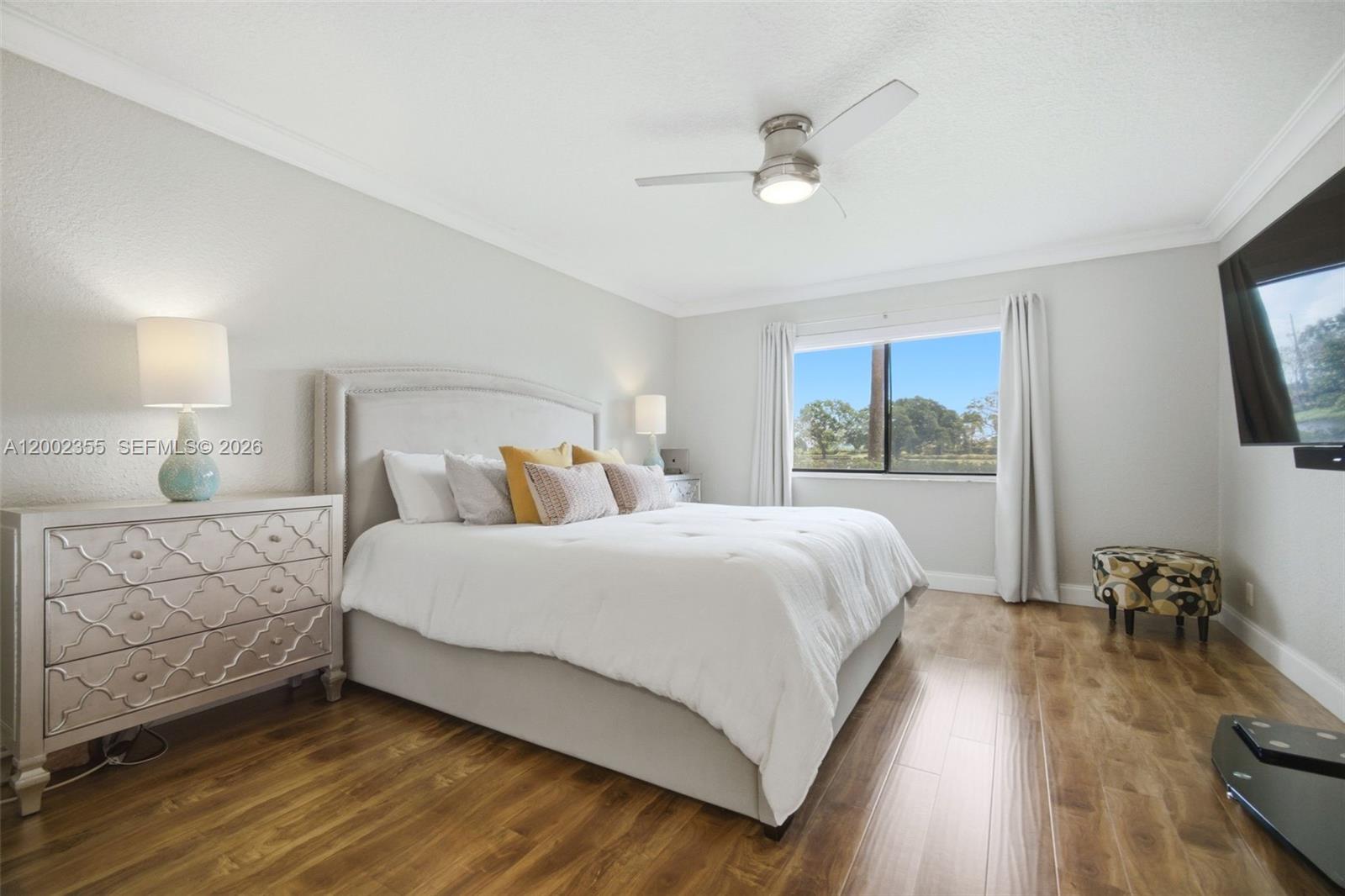 RACQUET CLUB APTS AT BONA - Residential