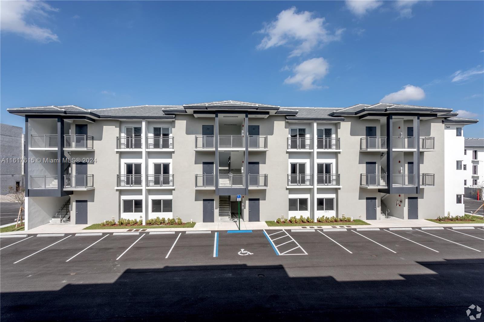 AMELIA MIXED USE DEVELOPM - Residential Lease