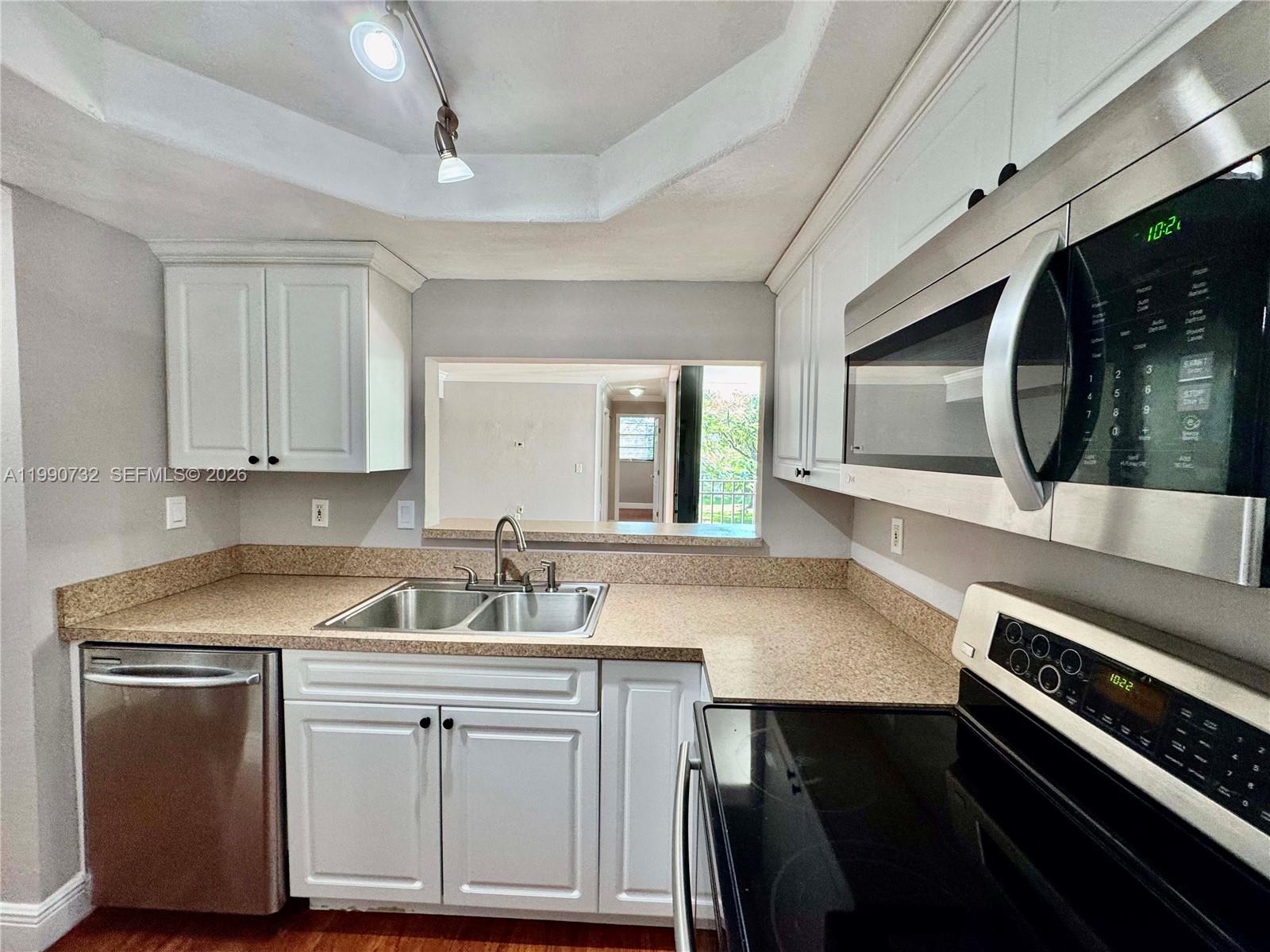 WESTBIRD VILLAGE CONDO - Residential