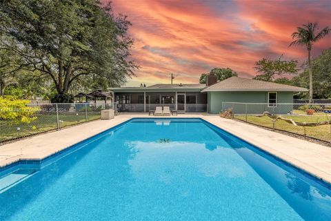 A home in Royal Palm Beach