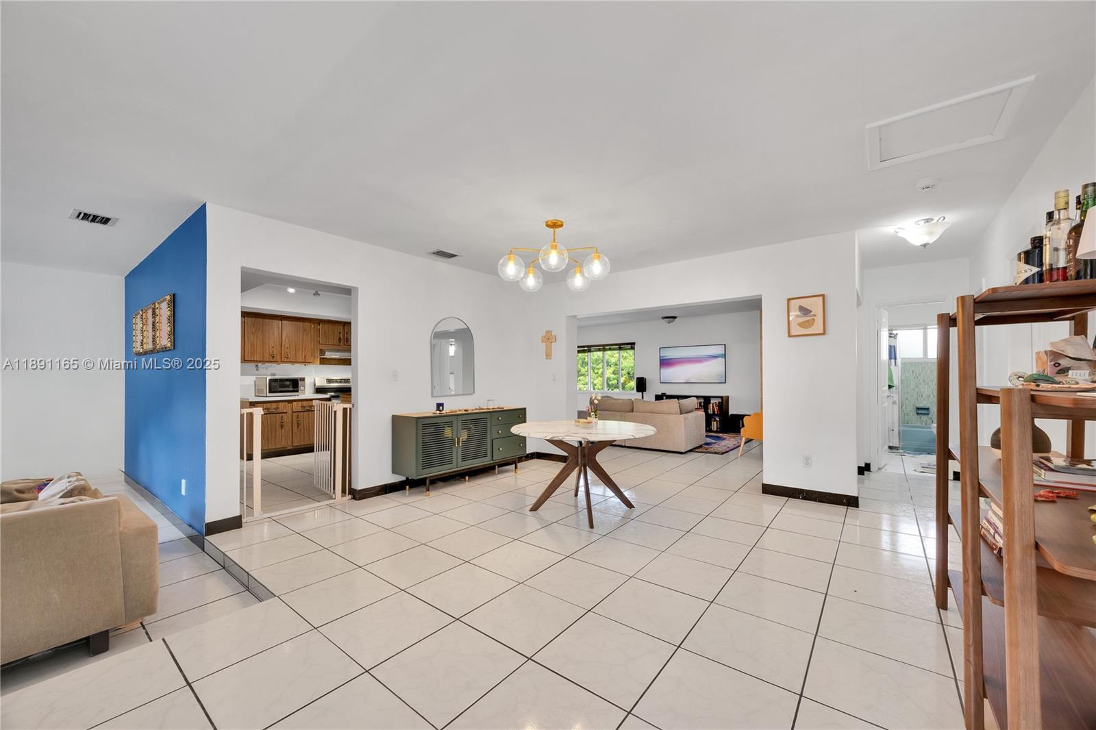 CYPRESS COVE ESTATES SEC - Residential