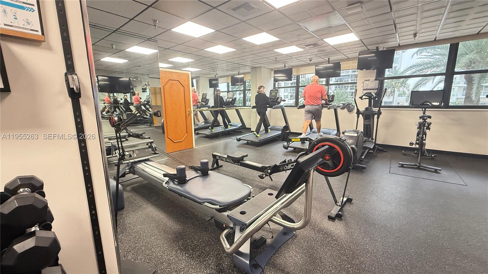 LEXCELLENCE CONDO - Residential