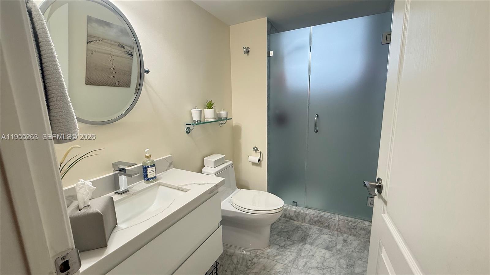 LEXCELLENCE CONDO - Residential