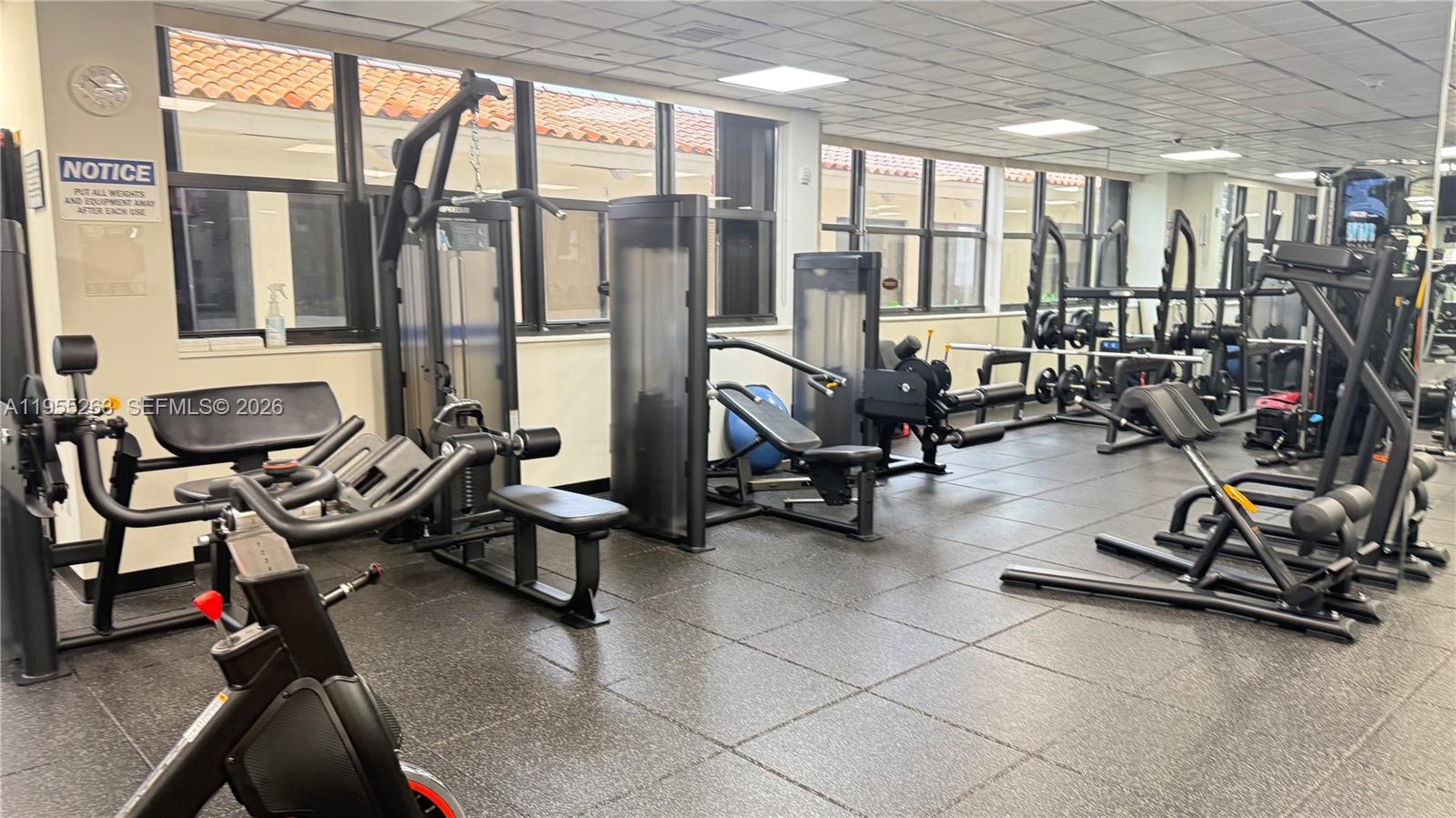 LEXCELLENCE CONDO - Residential