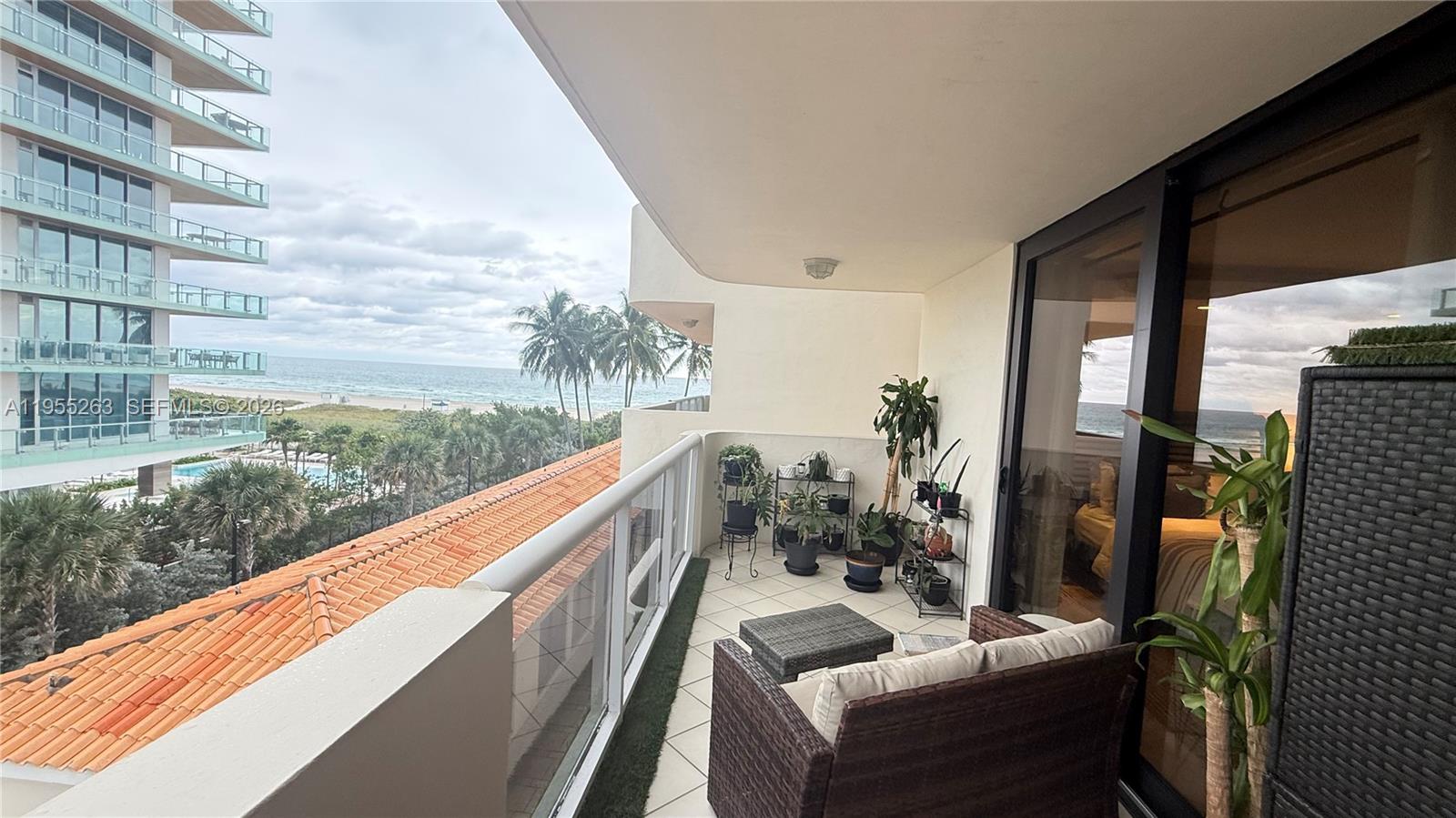 LEXCELLENCE CONDO - Residential