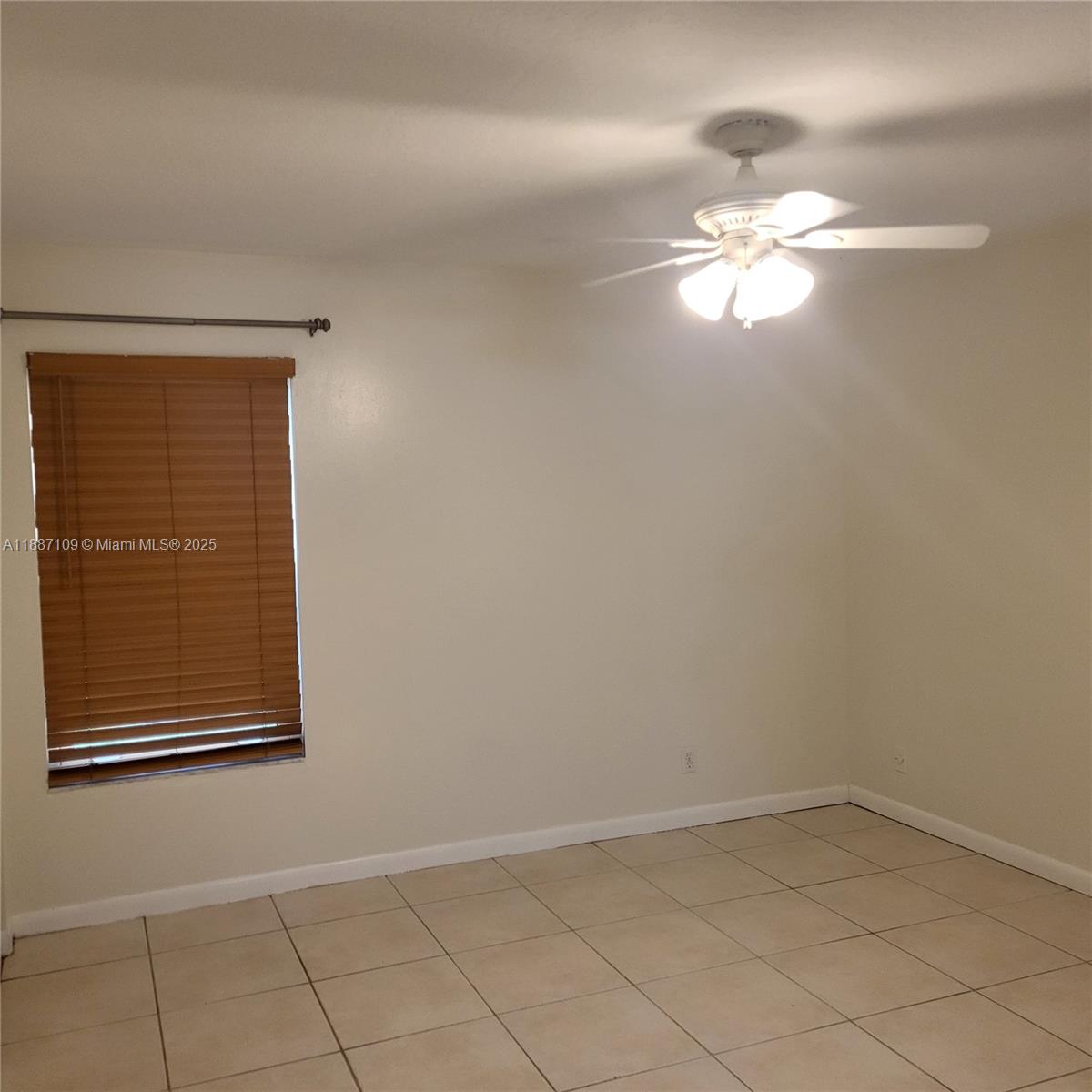 WILLOWS THE FIRST ADD - Residential Lease