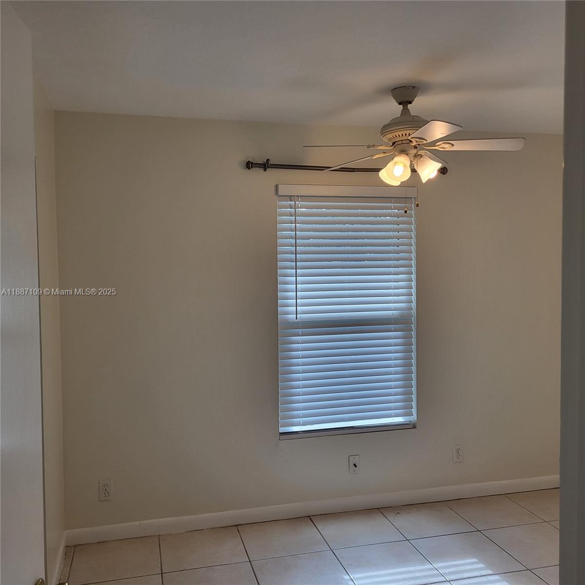 WILLOWS THE FIRST ADD - Residential Lease