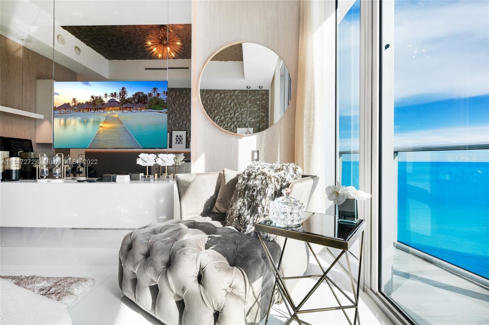 CHATEAU BEACH - Residential