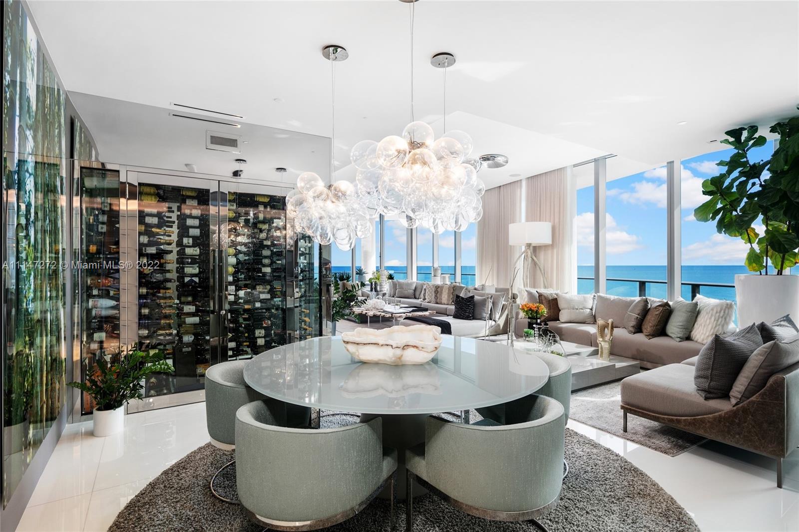 CHATEAU BEACH - Residential