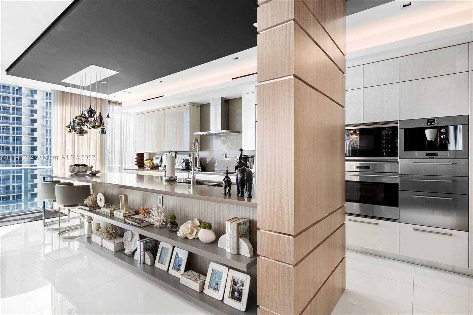 CHATEAU BEACH - Residential