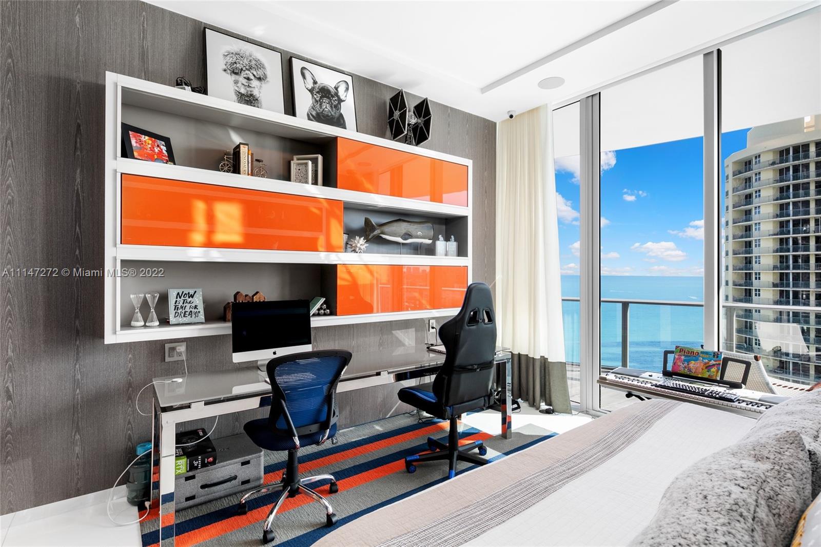 CHATEAU BEACH - Residential