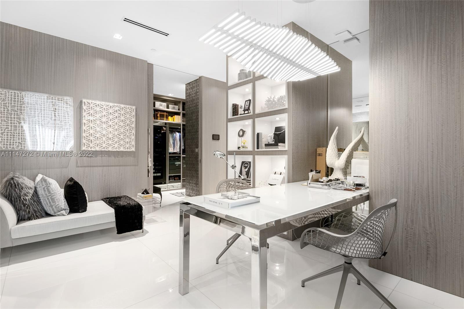 CHATEAU BEACH - Residential