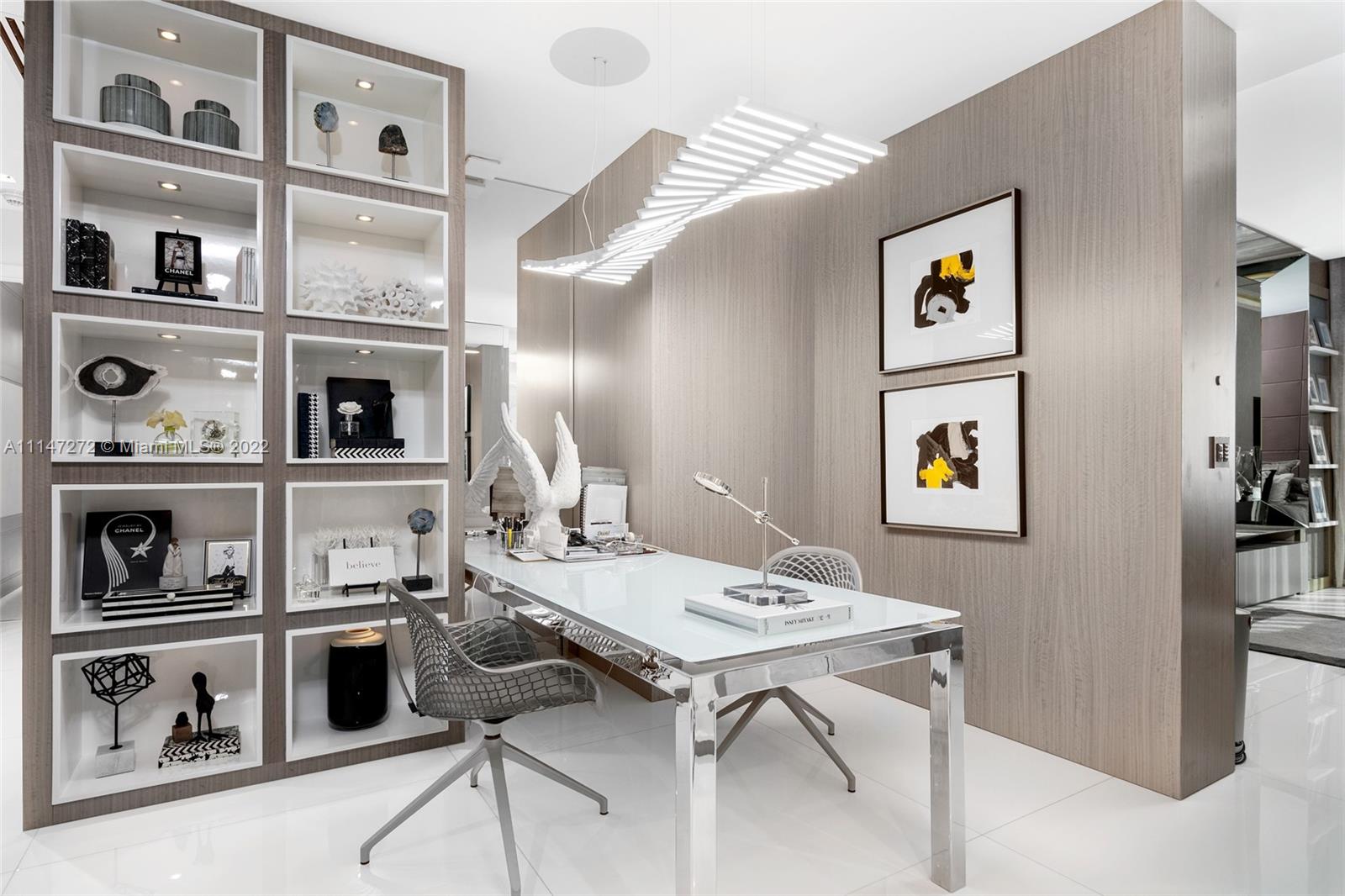 CHATEAU BEACH - Residential