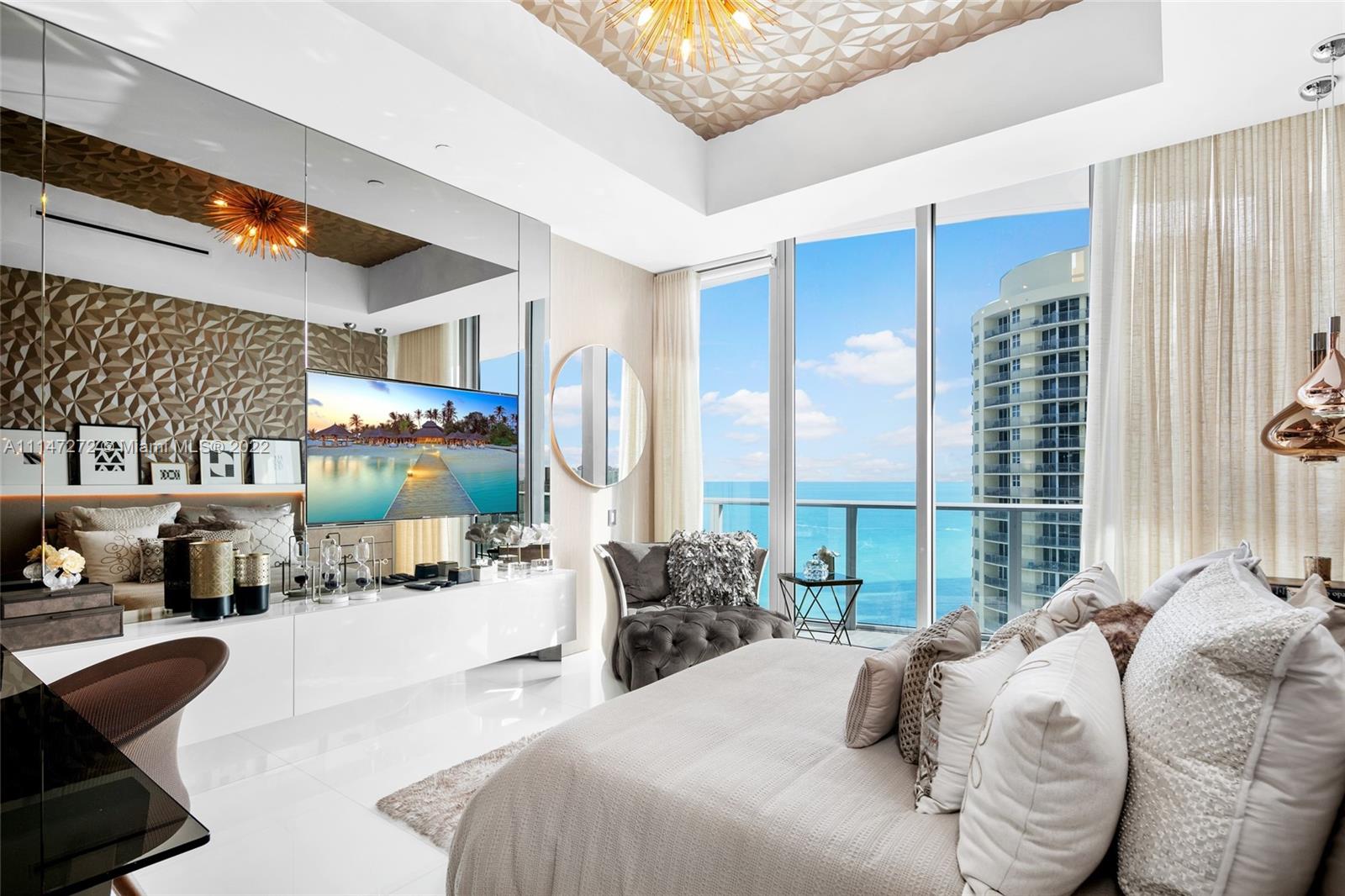 CHATEAU BEACH - Residential