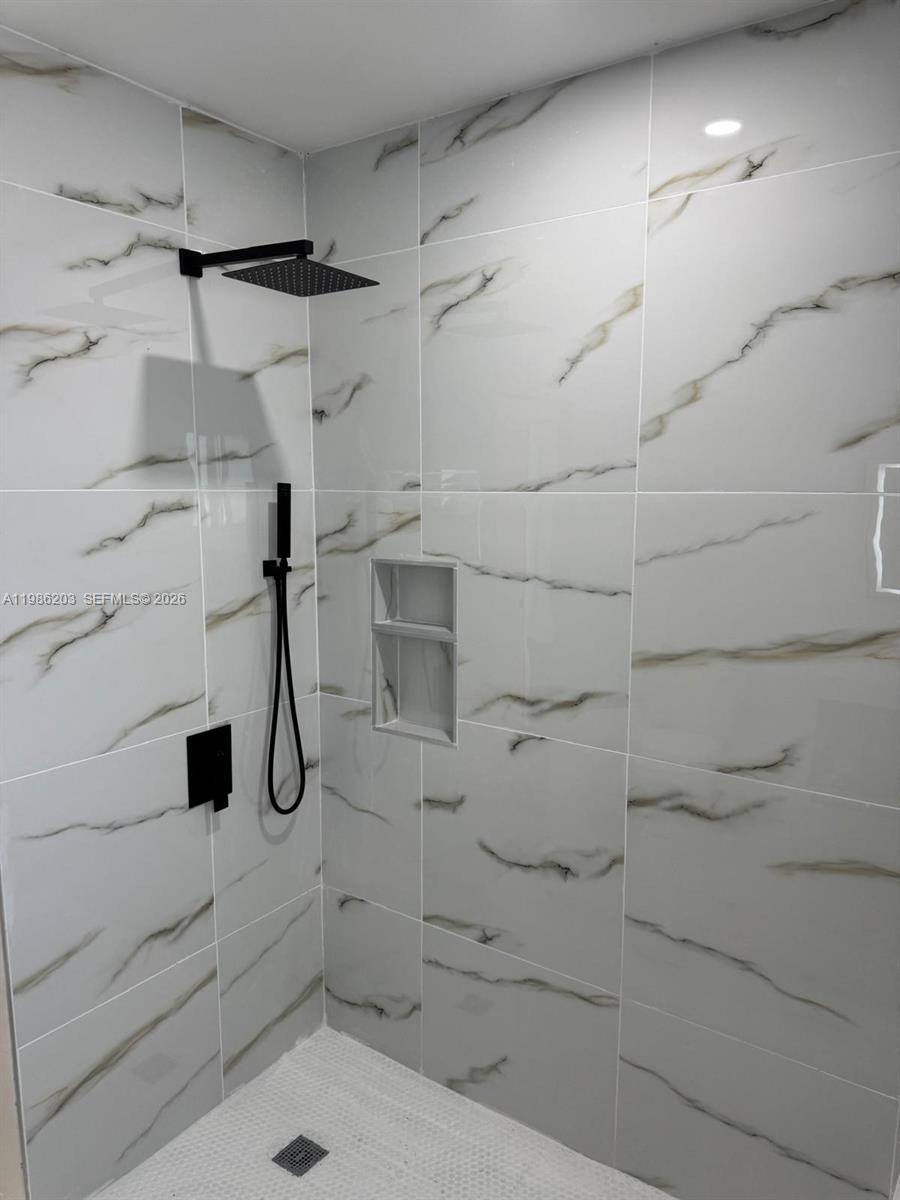 CAPLES AMD PL - Residential Lease