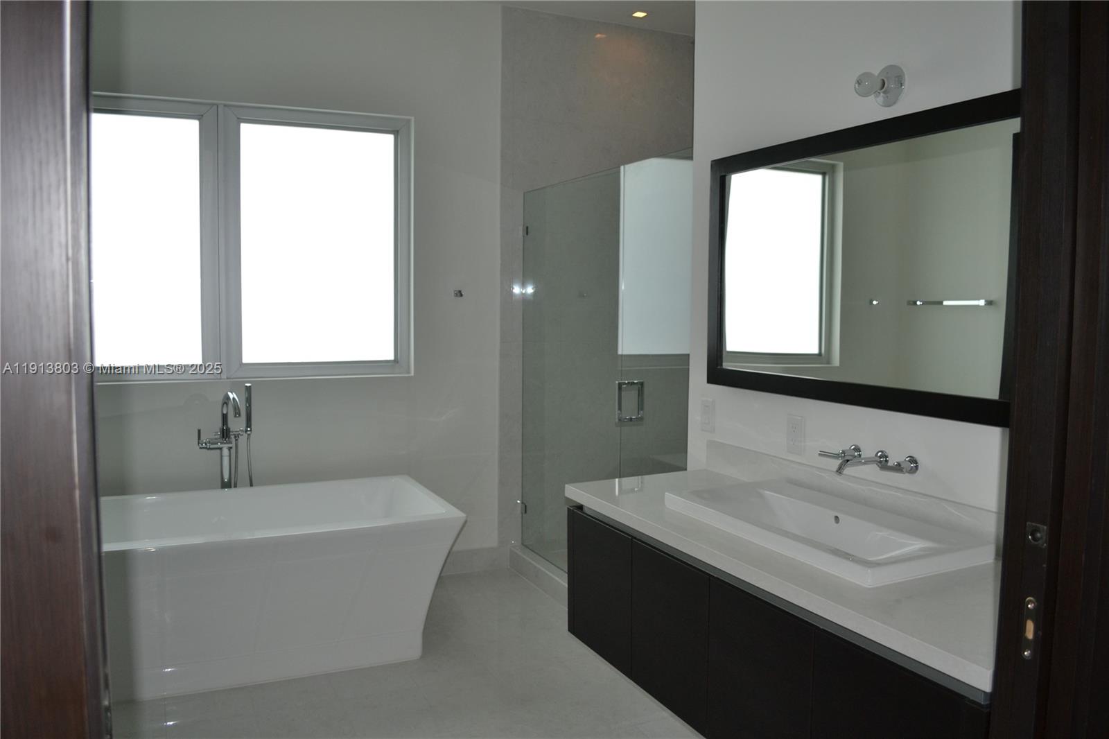 OASIS PARK SQUARE AT DORA - Residential Lease