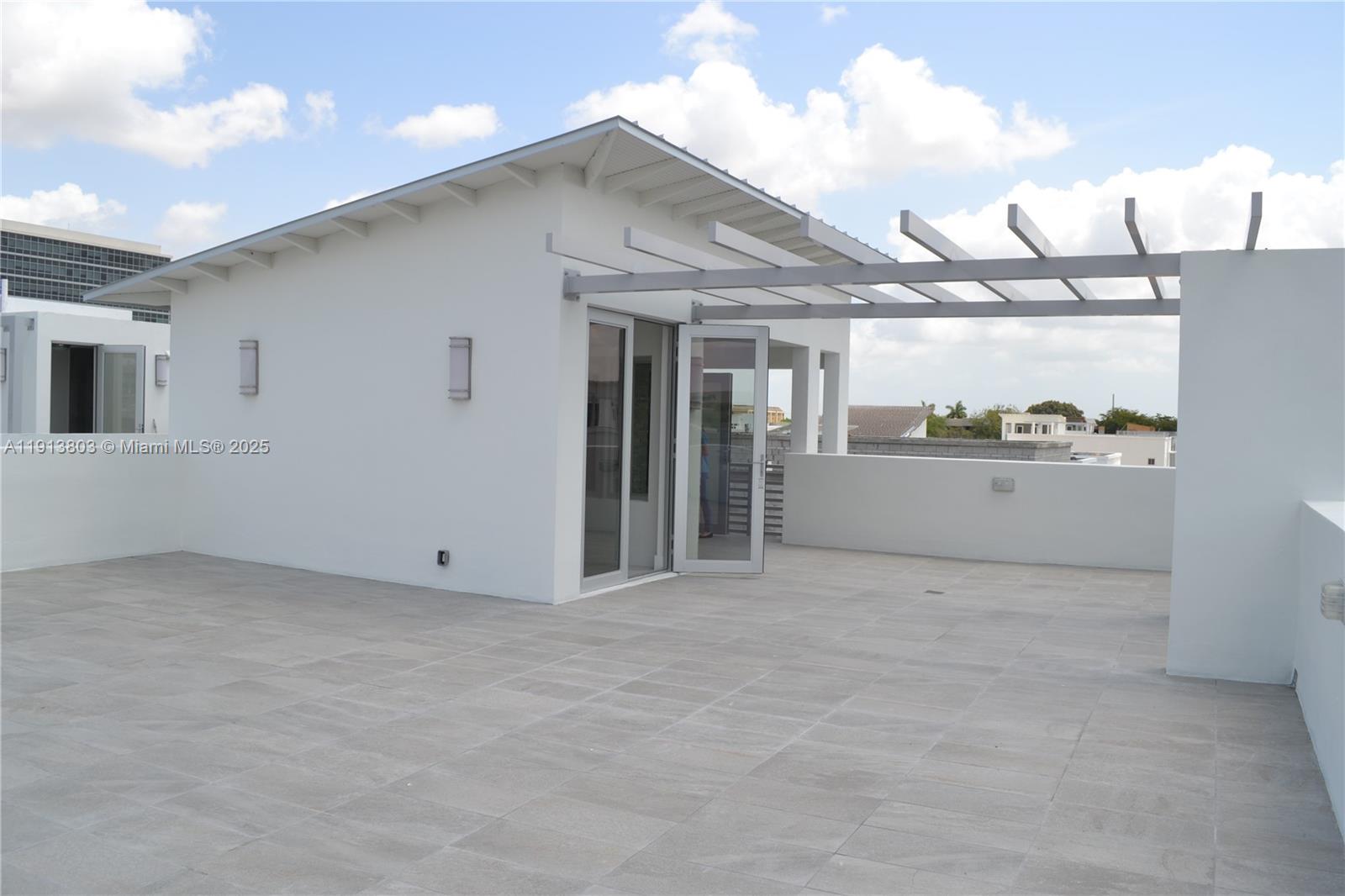 OASIS PARK SQUARE AT DORA - Residential Lease