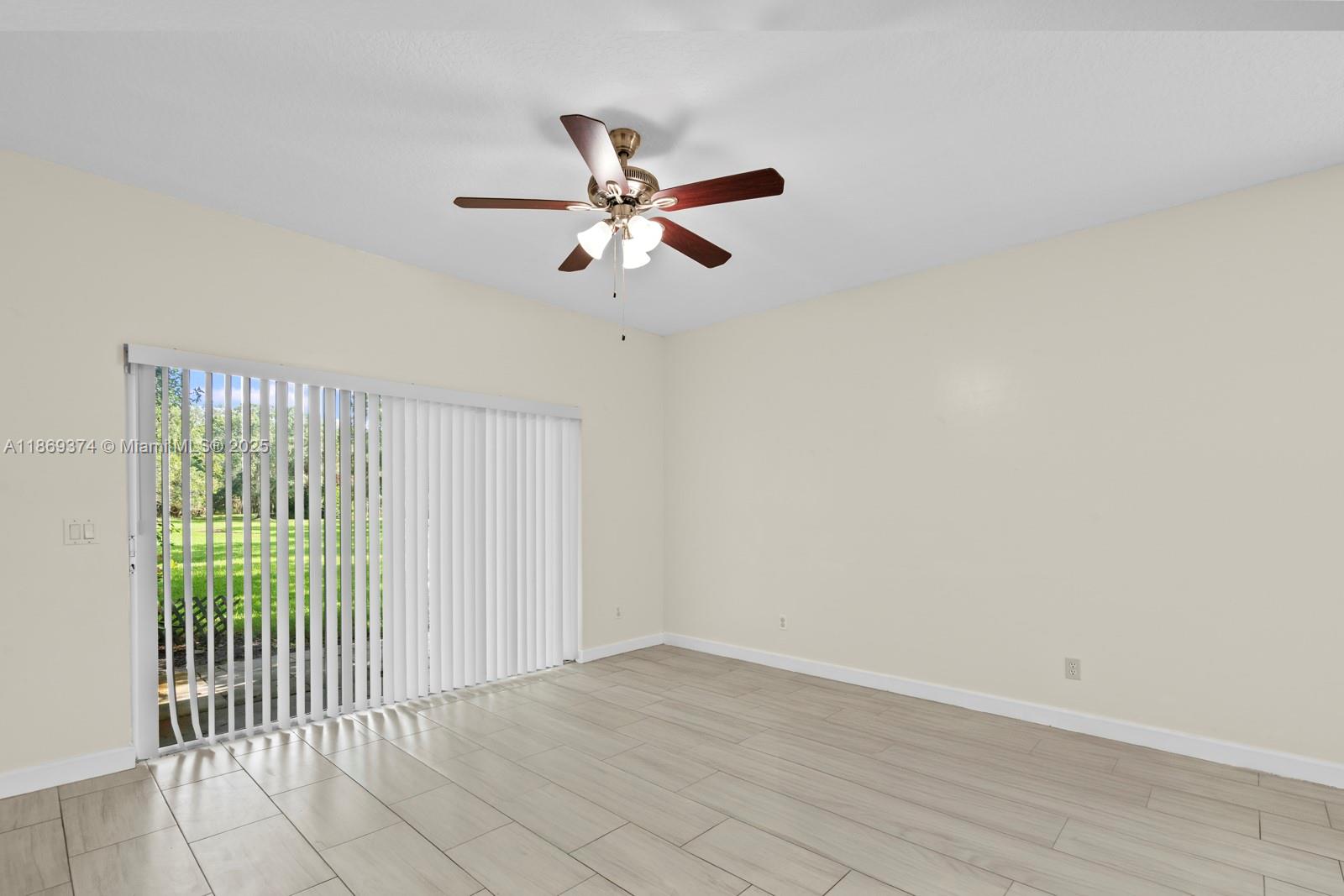 RIVER OAKS - Residential Lease