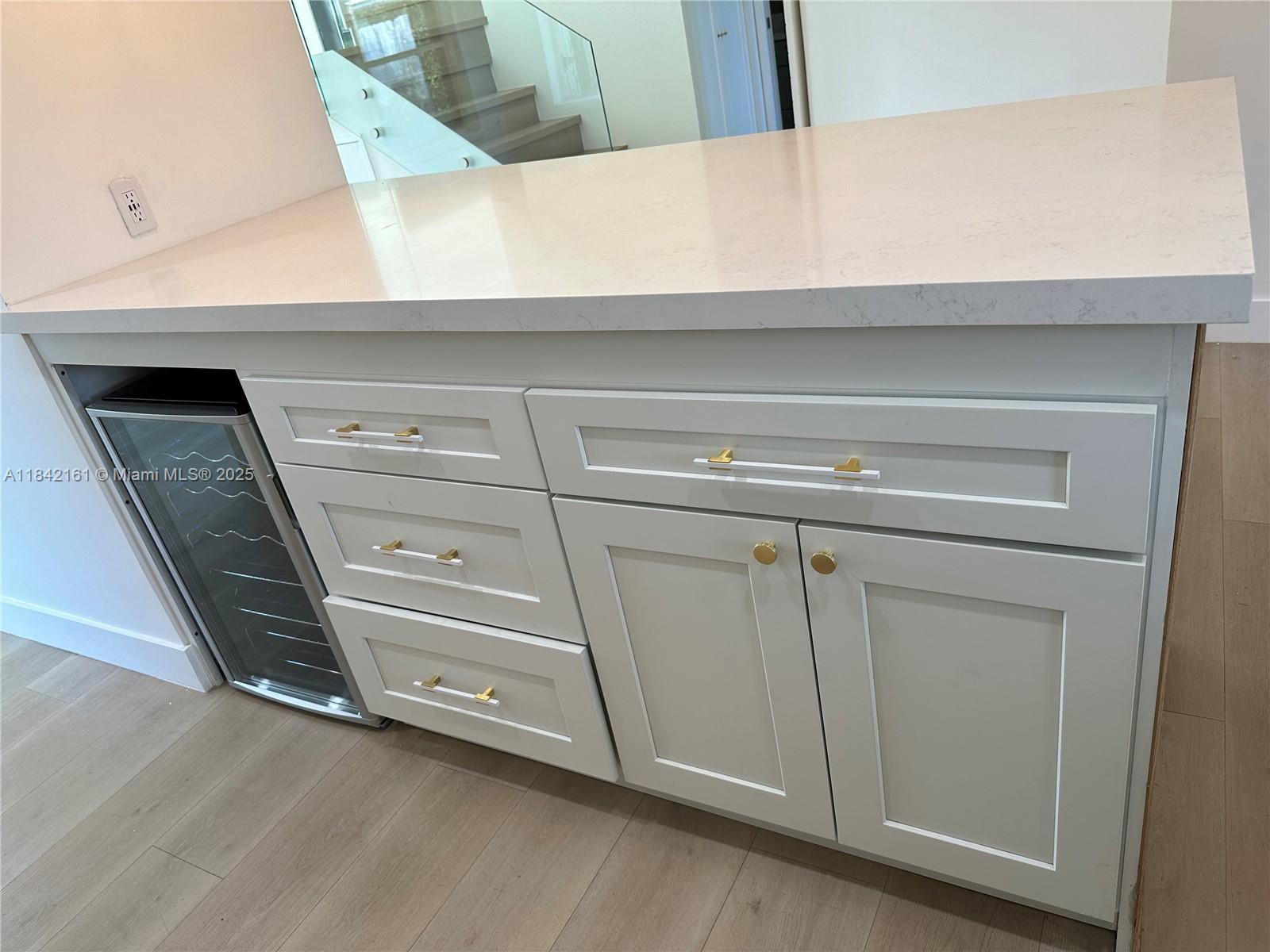 GULFSTREAM TOWNHOMES COND - Residential