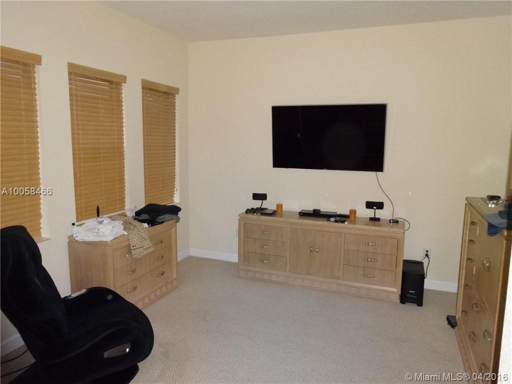 Heron Bay Comm 170-76 B - Residential Lease