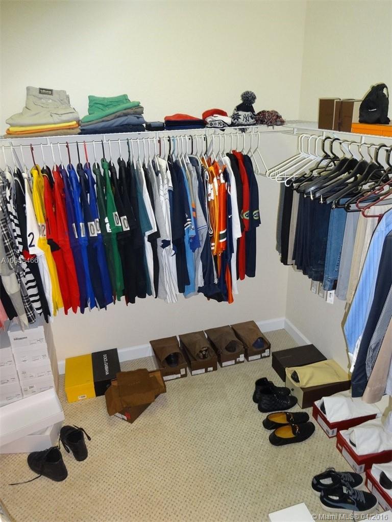 Heron Bay Comm 170-76 B - Residential Lease