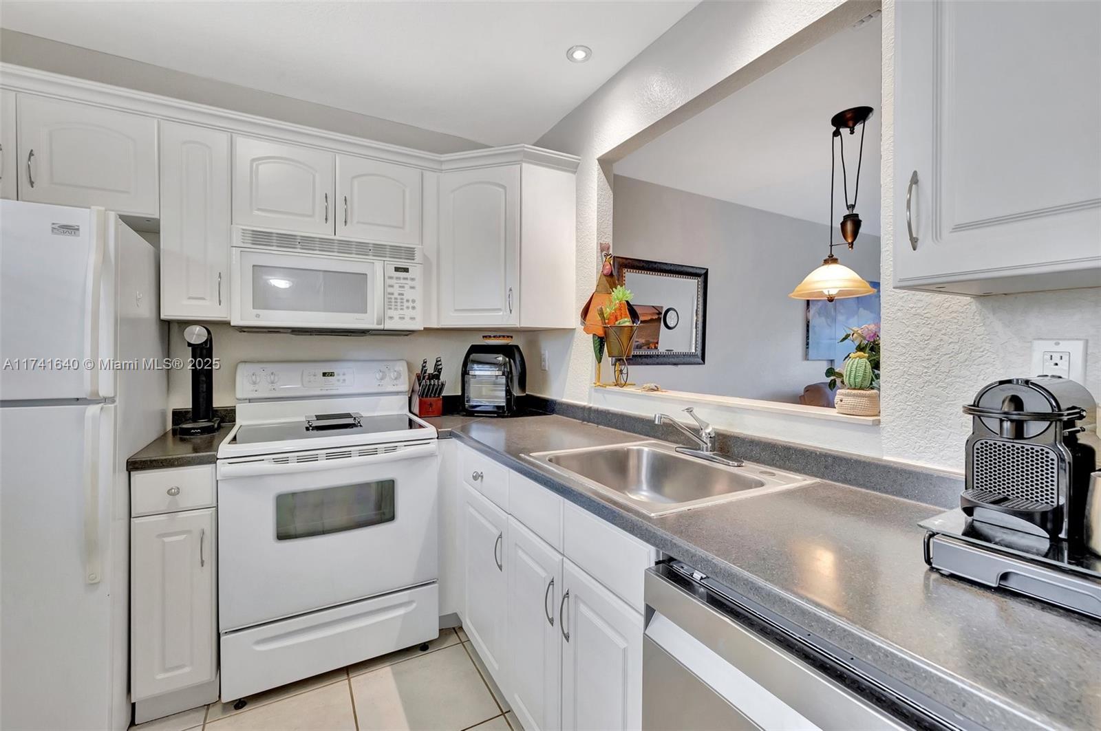 LILAC GARDENS CONDO - Residential