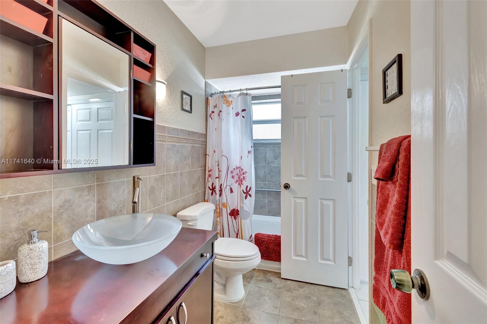 LILAC GARDENS CONDO - Residential