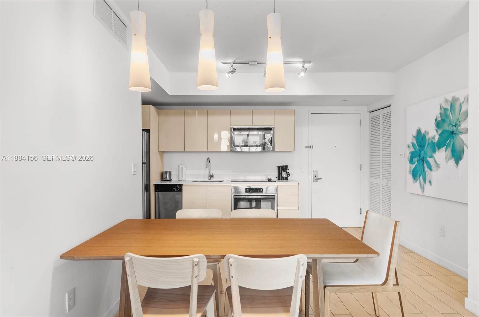 BEACHWALK CONDOMINIUM - Residential