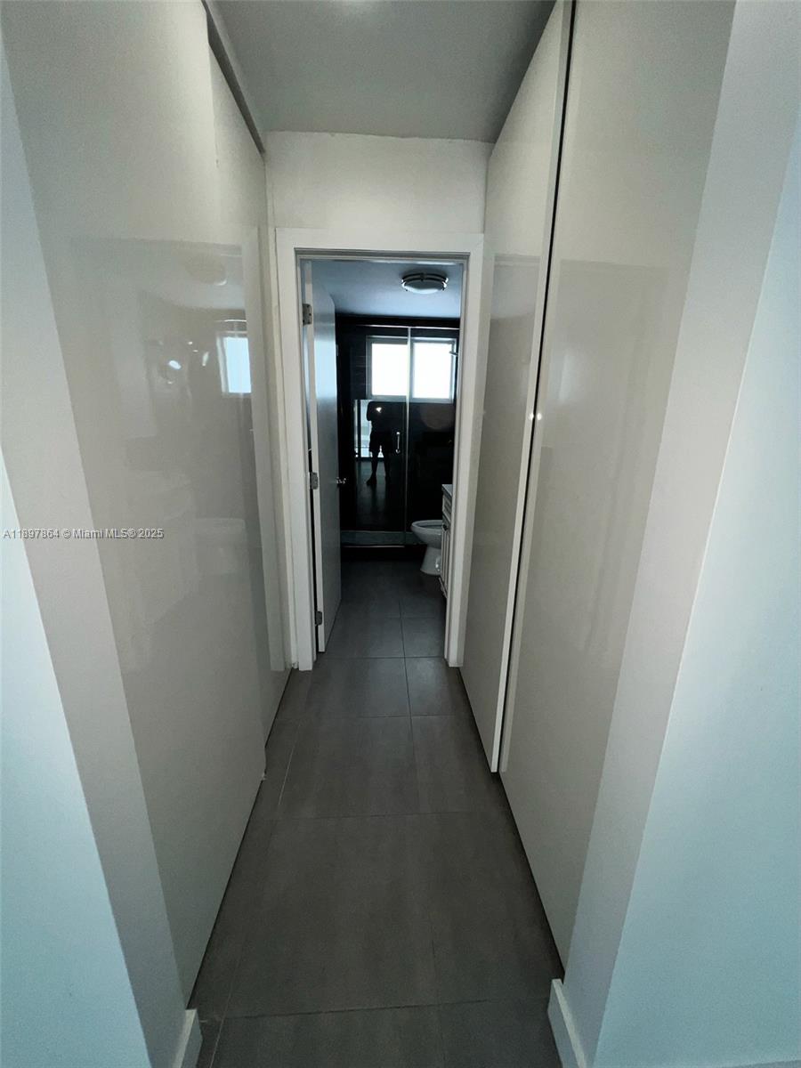 GALEN DRIVE CONDO APTS - Residential Lease