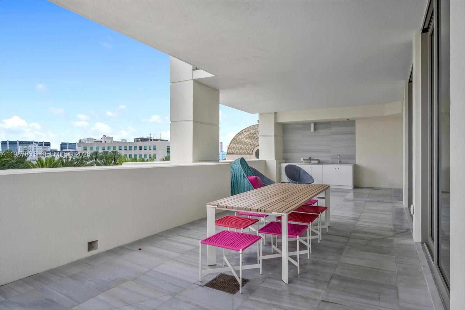 NORTH BISCAYNE BEACH AMEN - Residential