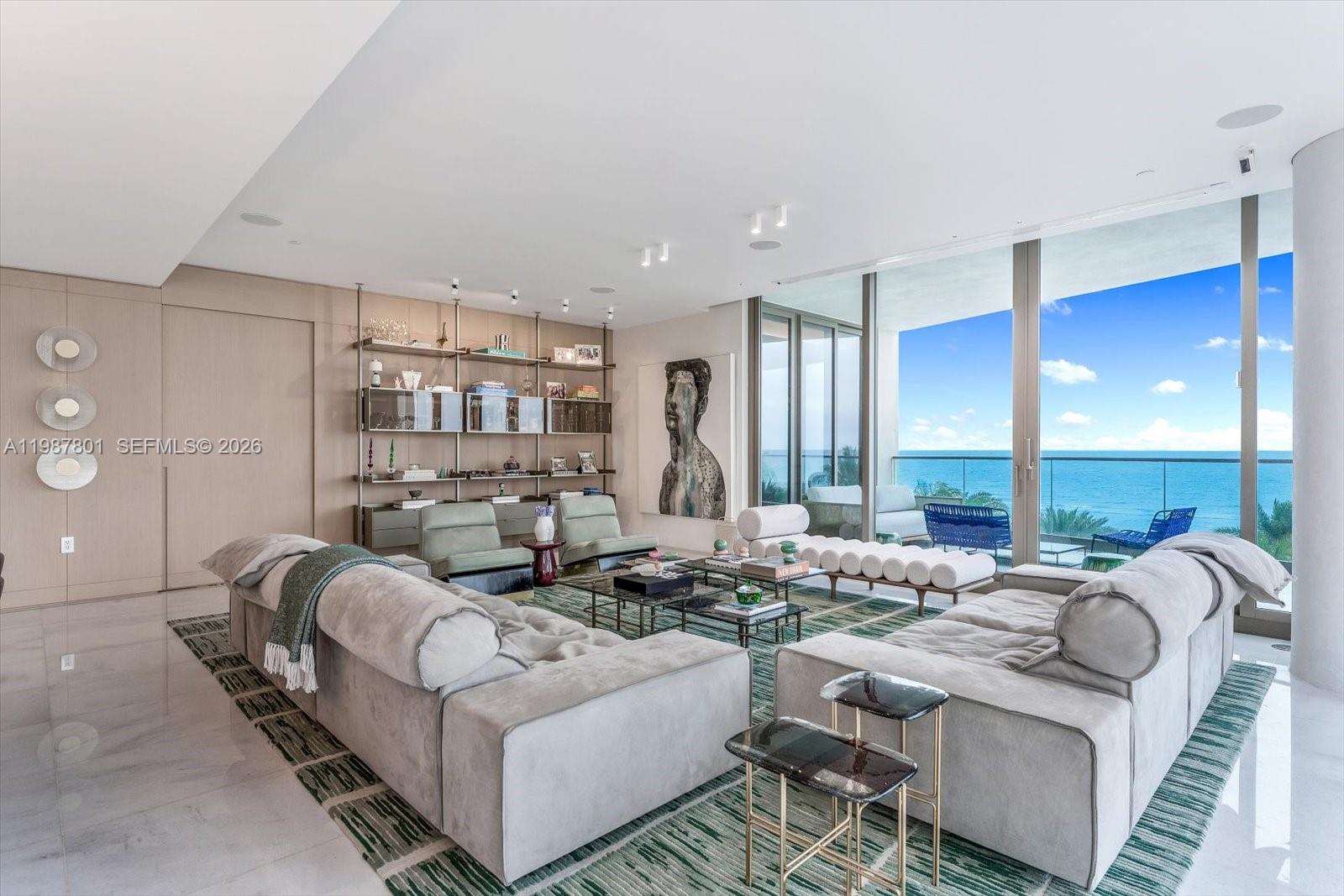 17901 Collins Ave 404