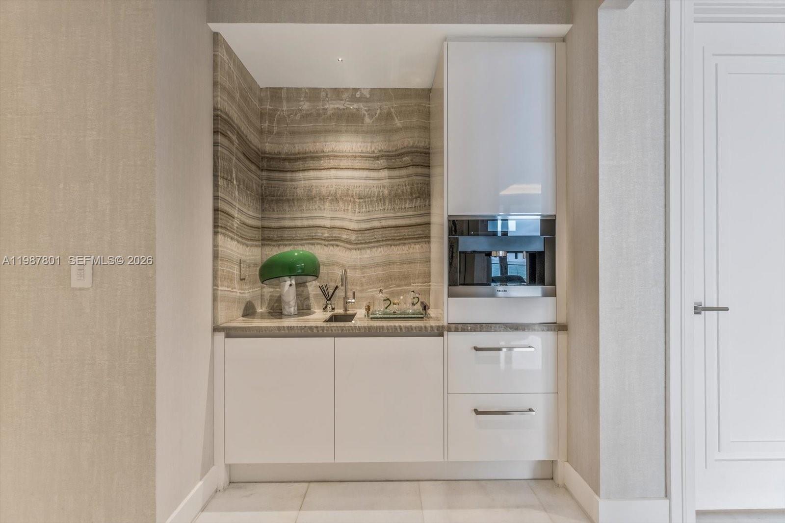 NORTH BISCAYNE BEACH AMEN - Residential