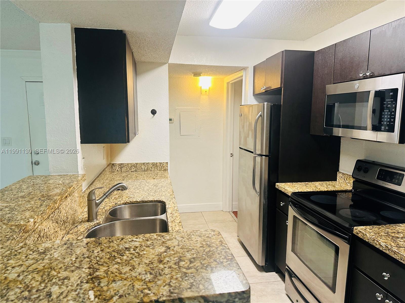 15689 SW 106th Ln 701