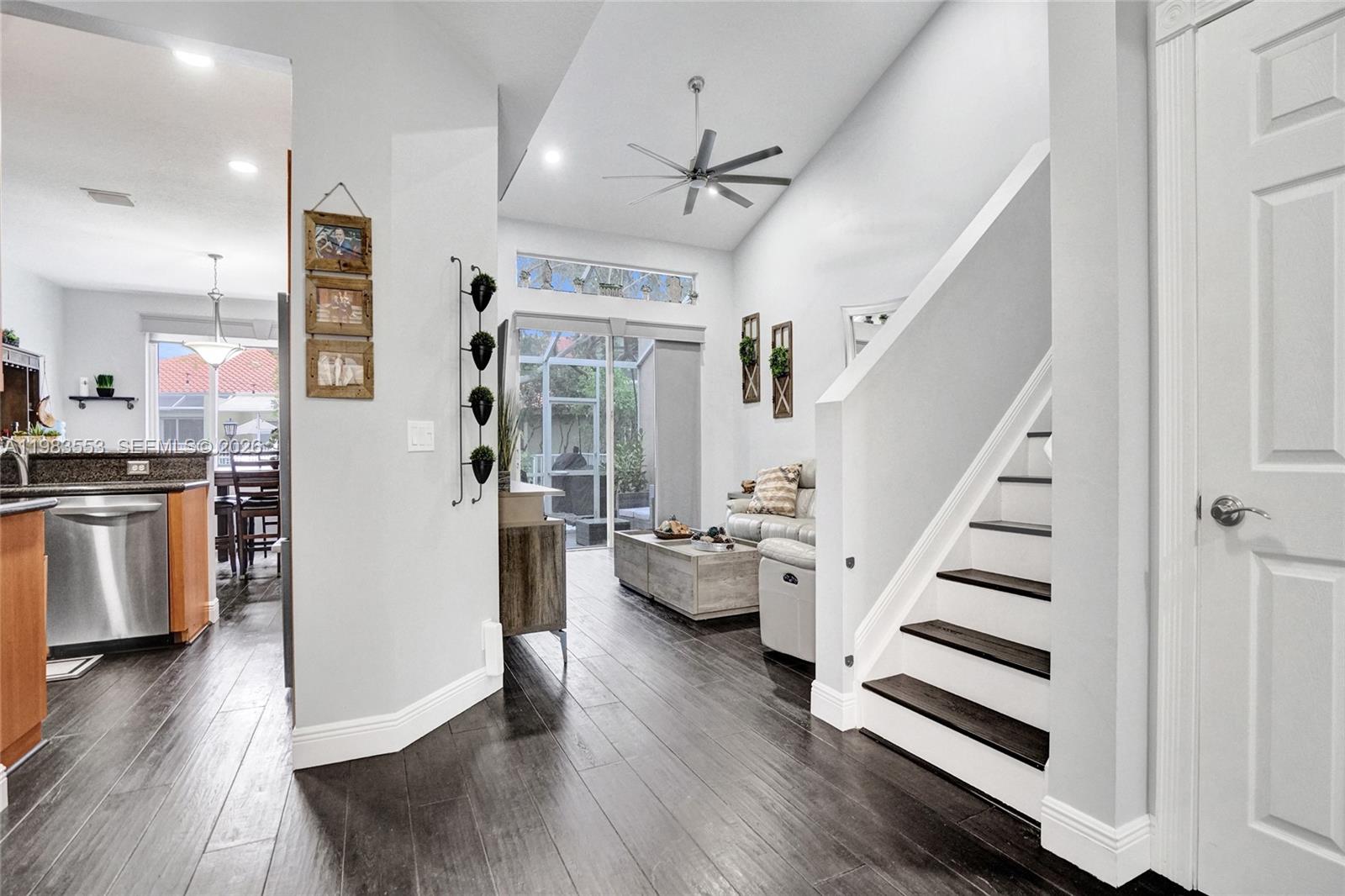 HERON BAY FOUR - Residential