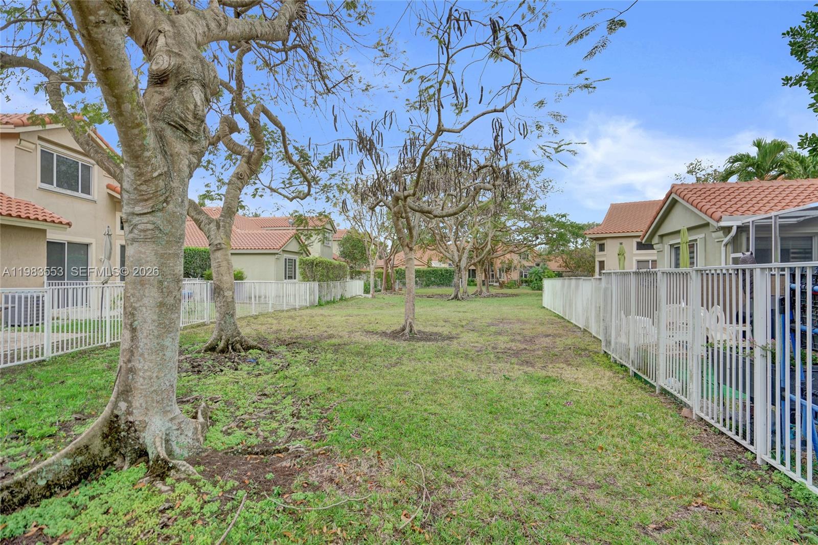 HERON BAY FOUR - Residential