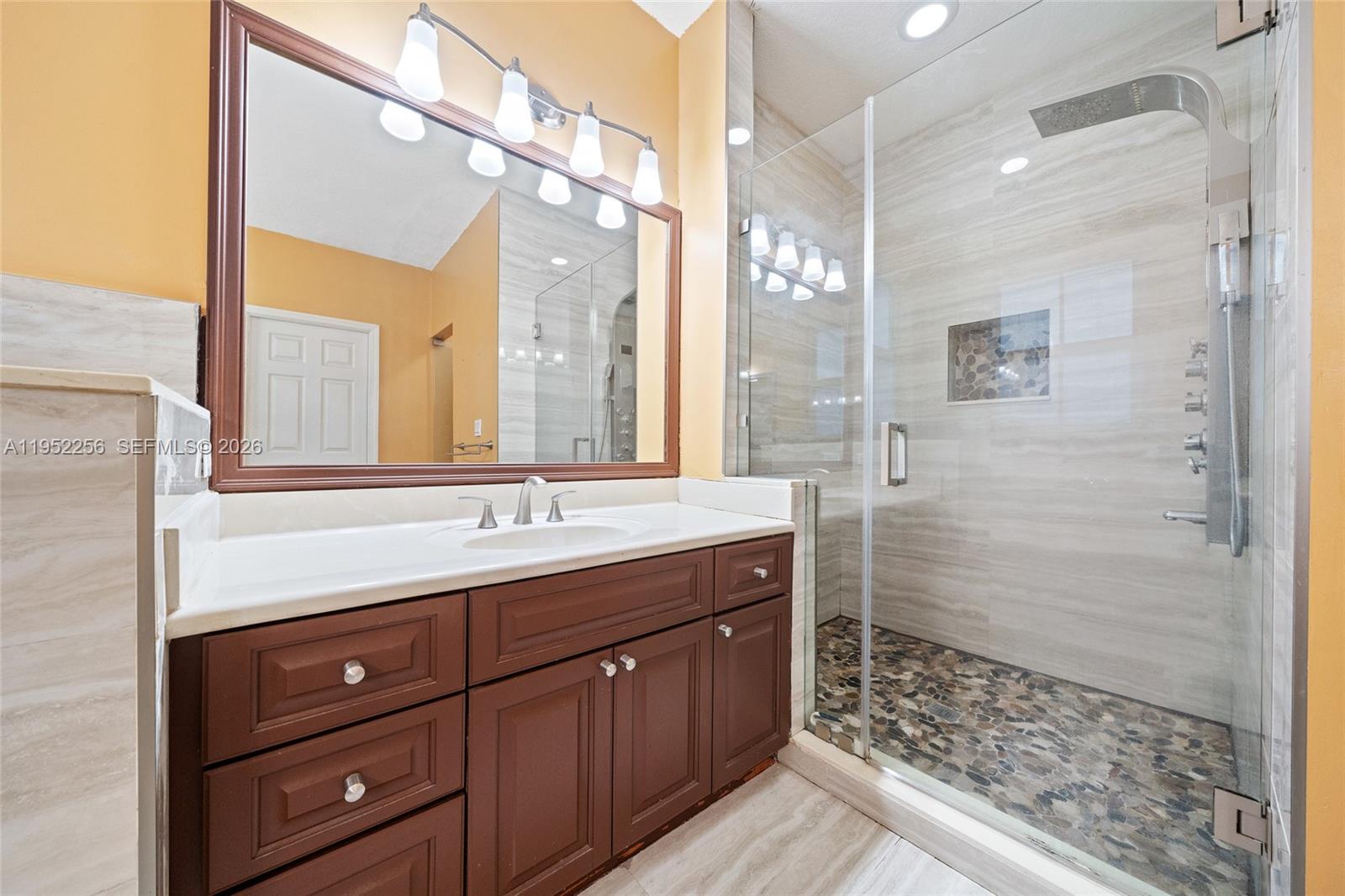 RIVENDELL - Residential