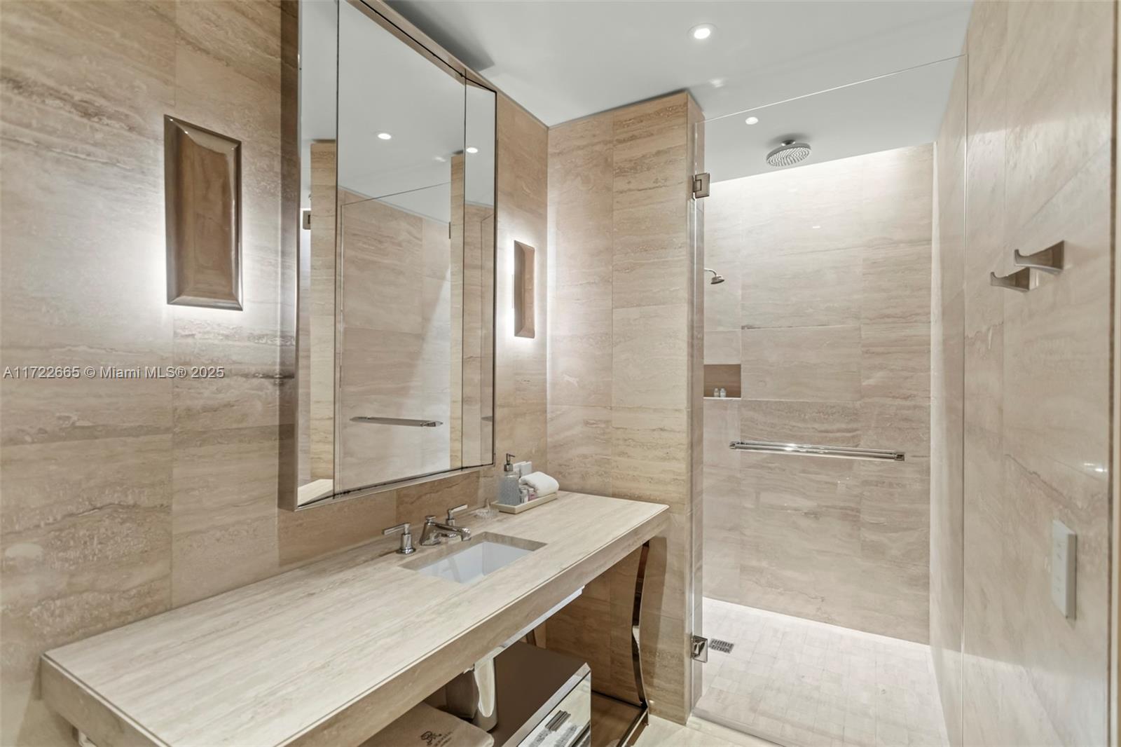 BAL HARBOUR CENTER CONDO - Residential Lease