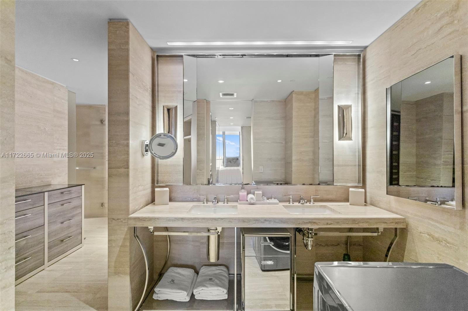 BAL HARBOUR CENTER CONDO - Residential Lease
