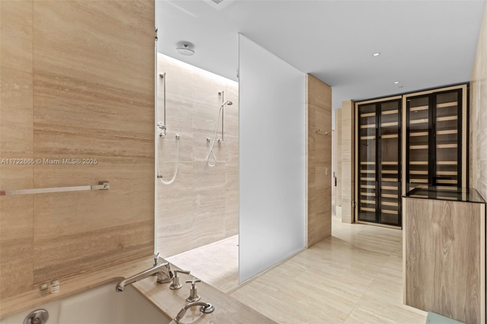 BAL HARBOUR CENTER CONDO - Residential Lease