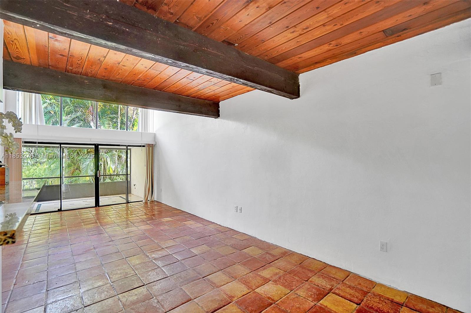 19208 NE 25th Ave 303D