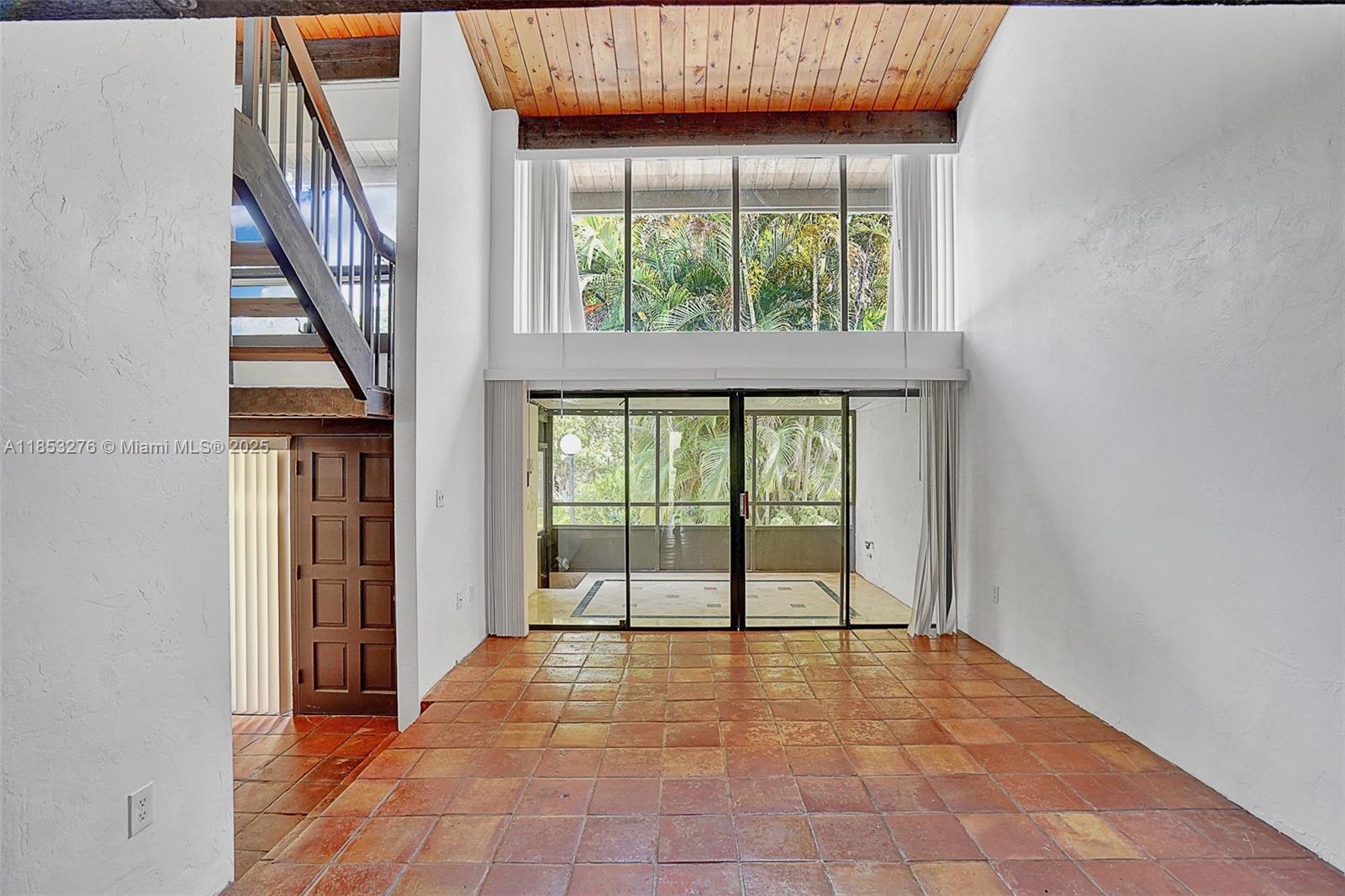 19208 NE 25th Ave 303D