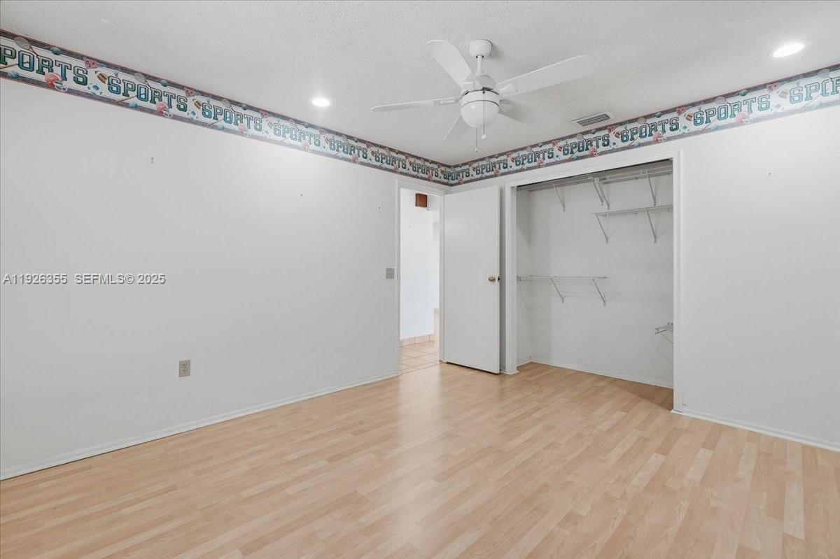 SUNRISE GOLF VILLAGE SEC - Residential