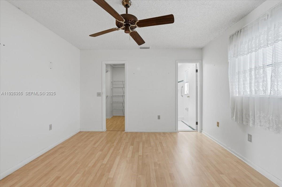 SUNRISE GOLF VILLAGE SEC - Residential