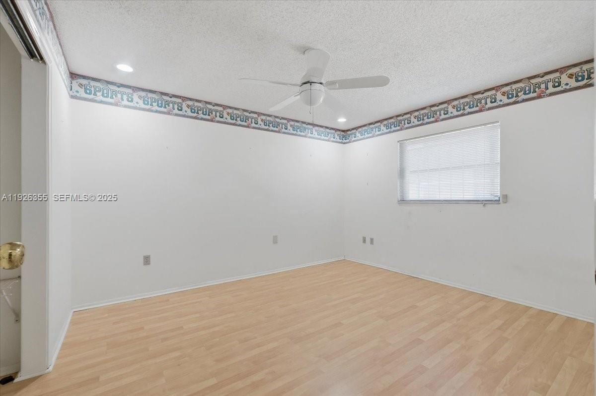 SUNRISE GOLF VILLAGE SEC - Residential