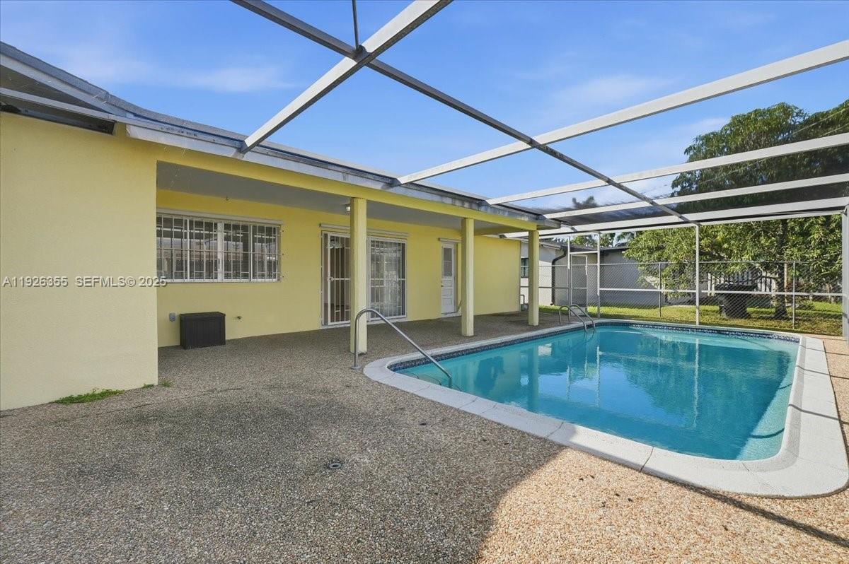 SUNRISE GOLF VILLAGE SEC - Residential