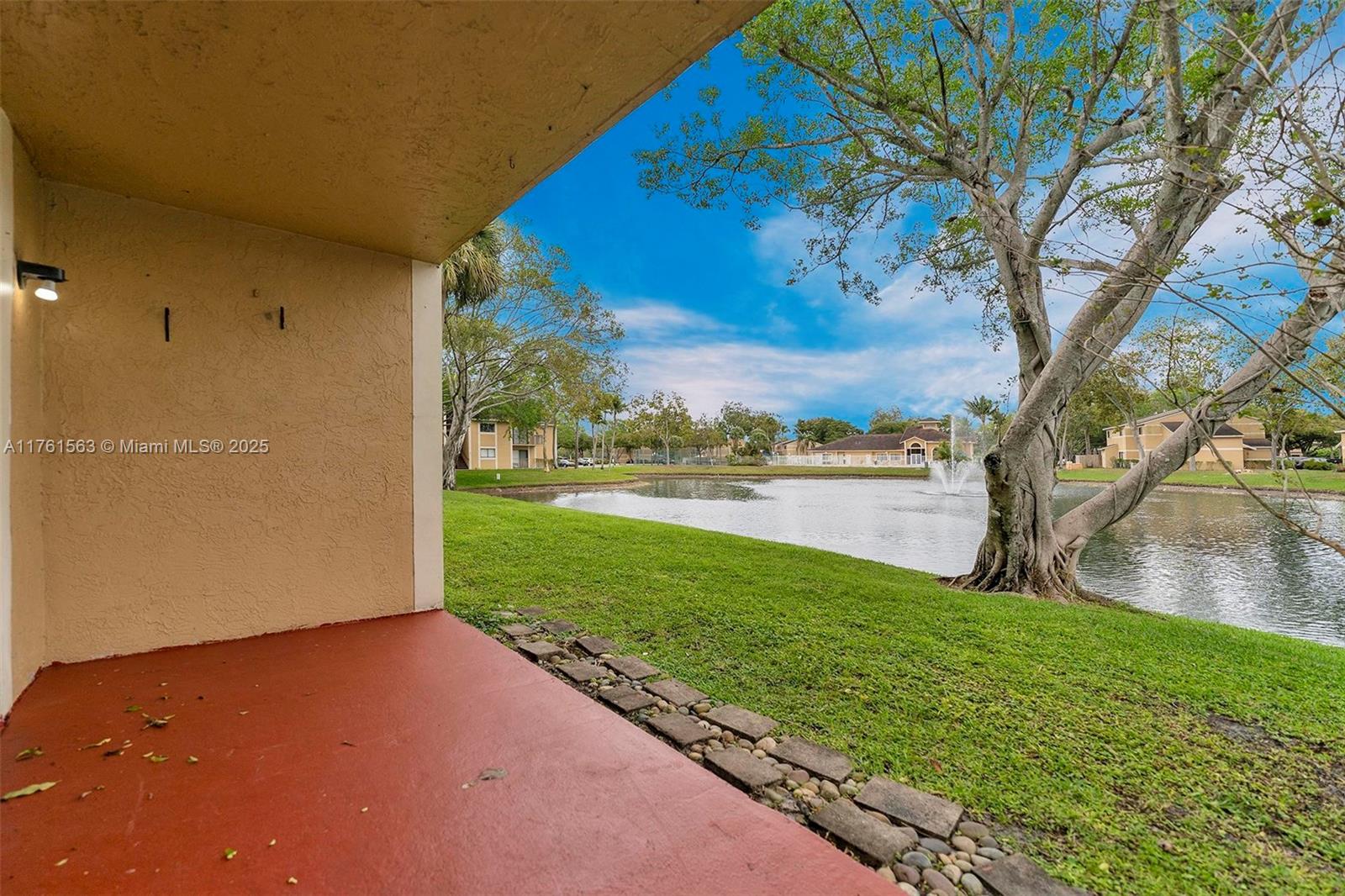 PALMS OF PEMBROKE CONDO - Residential